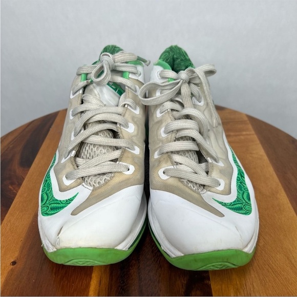 Nike Air Lebron Green White Lace up Athletic Shoes Size 6.5 Y - Picture 2 of 11